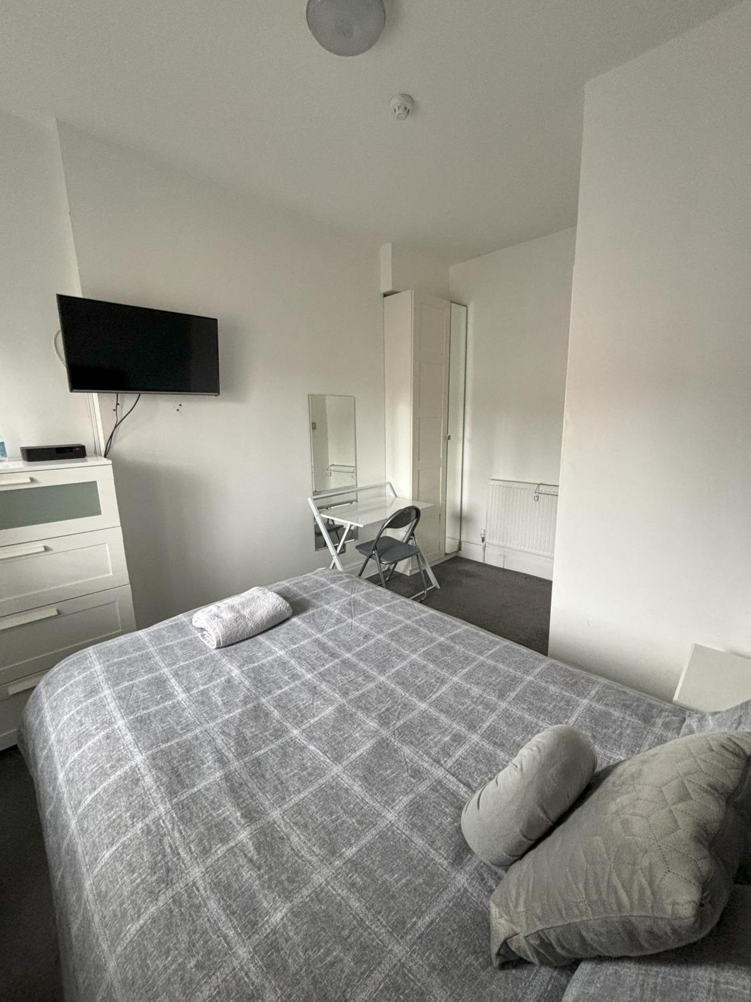 Copperfield Apartment Cardiff Bagian luar foto